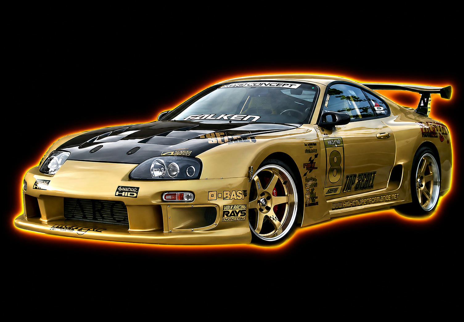 la légendaire toyota supra de kazuhiko-nagata, elle est dorée et possède plein de sticker de top-secret qui est le garage qu'il a fondé (voiture à droite du titre)